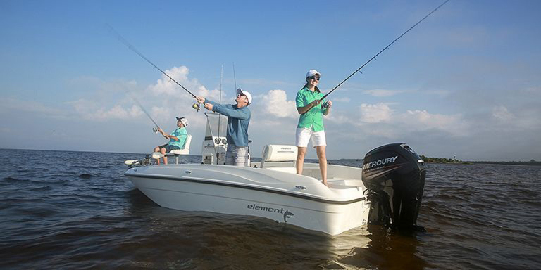 bayliner bay fishing boat