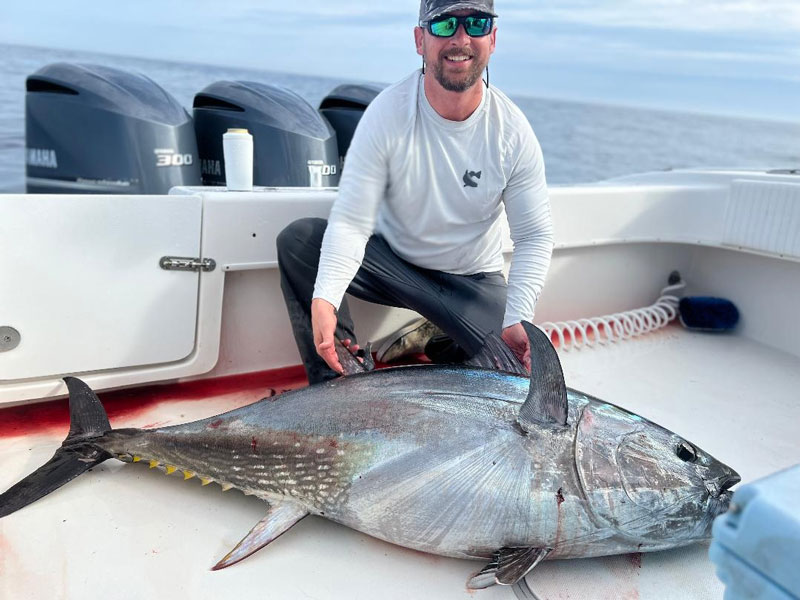 big bluefin tuna caught from ocean city