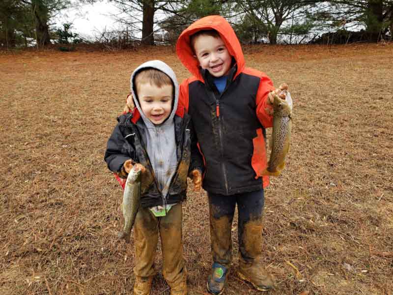 kids who went fishing and got muddy