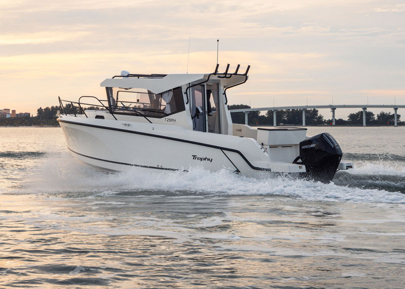 bayliner trophy pilothouse fishing boat