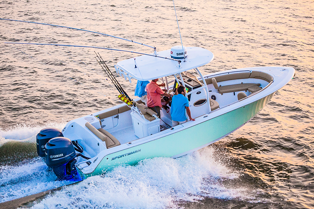 sportsman center console fishing boat