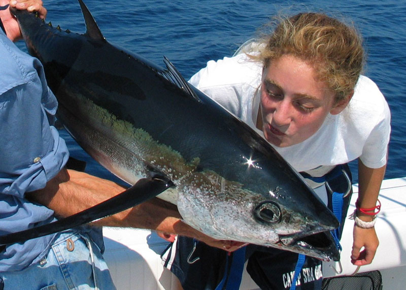 angler caught a longfin albacore tuna