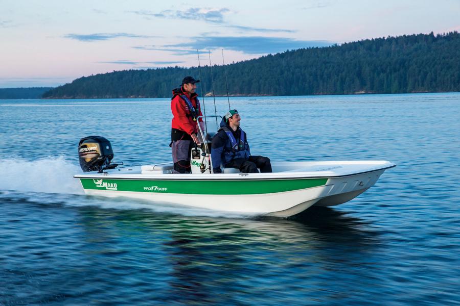 center console fishing boat mako