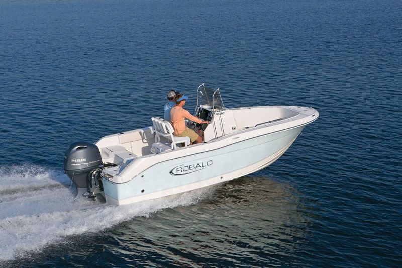 robalo r180 center console fishing boat